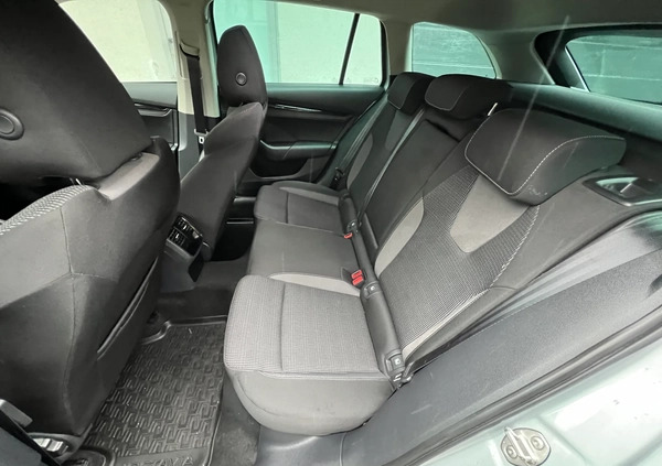 Skoda Octavia cena 84900 przebieg: 19000, rok produkcji 2022 z Rzepin małe 154